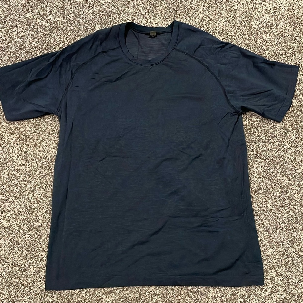 Men’s Lululemon Workout Top
